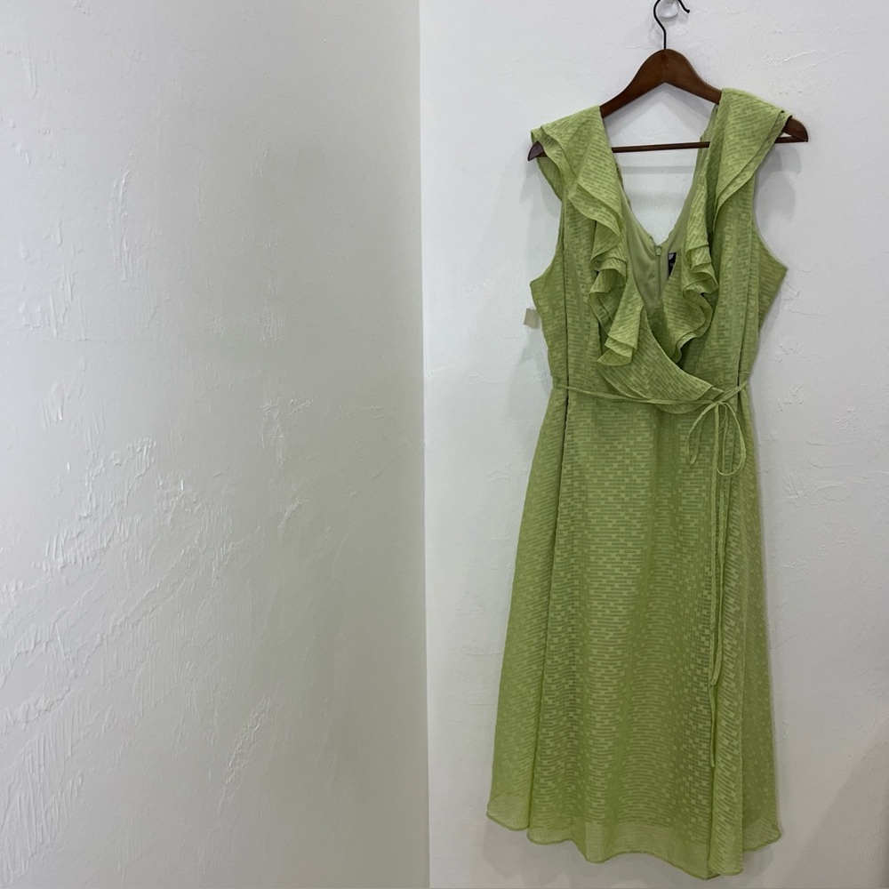 Maison Tara Women’s Lime Green Midi‎ Flare Dress size 20W